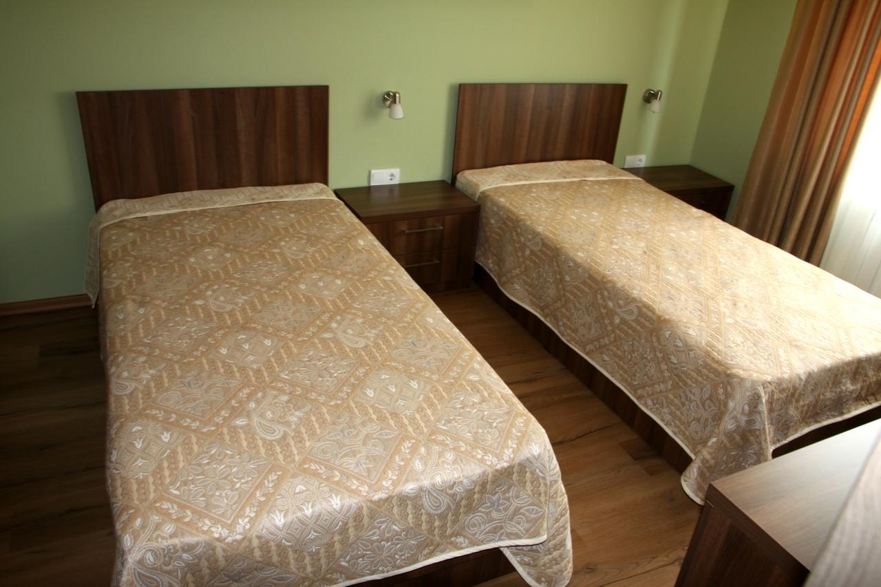 Hotel Kichika Rudozem Ruang foto