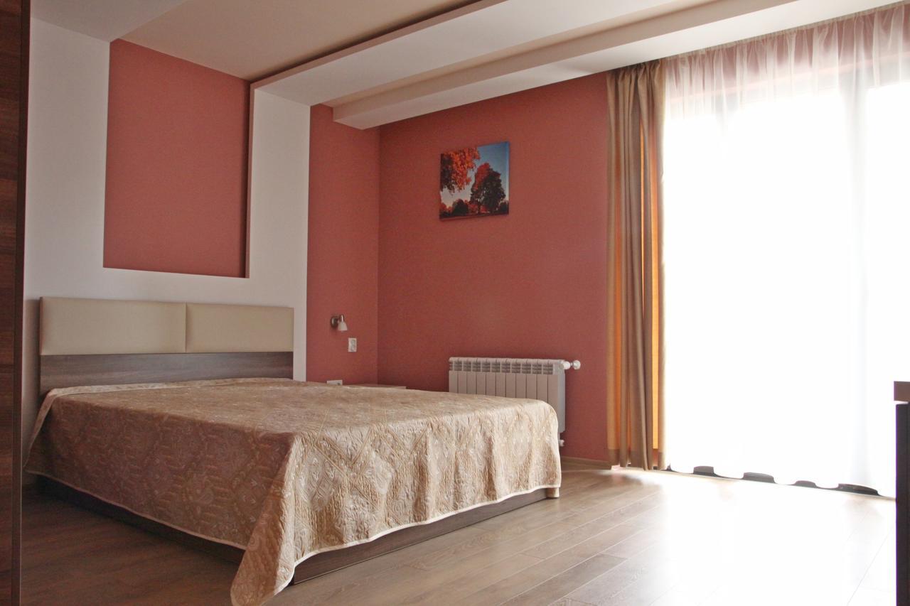Hotel Kichika Rudozem Ruang foto